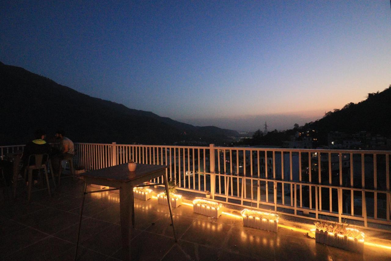 Backpacker Duniya Hostel ริชิเคช ภายนอก รูปภาพ