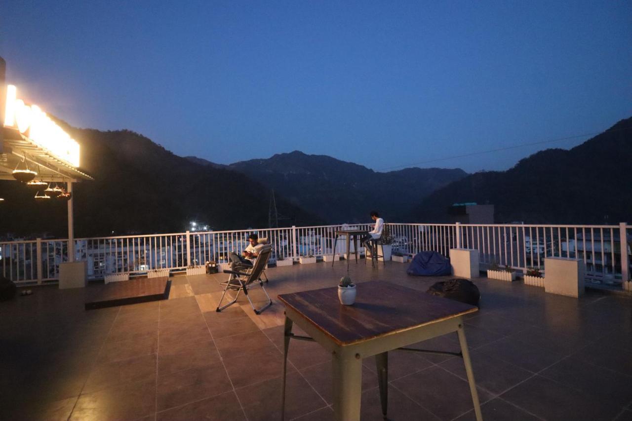 Backpacker Duniya Hostel ริชิเคช ภายนอก รูปภาพ