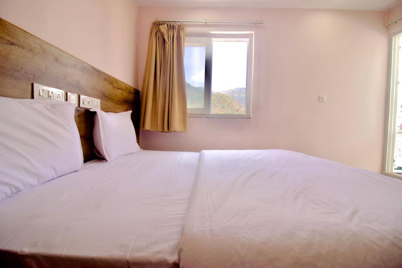 Backpacker Duniya Hostel ริชิเคช ภายนอก รูปภาพ